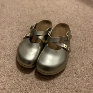 Brand new Birkenstock!!